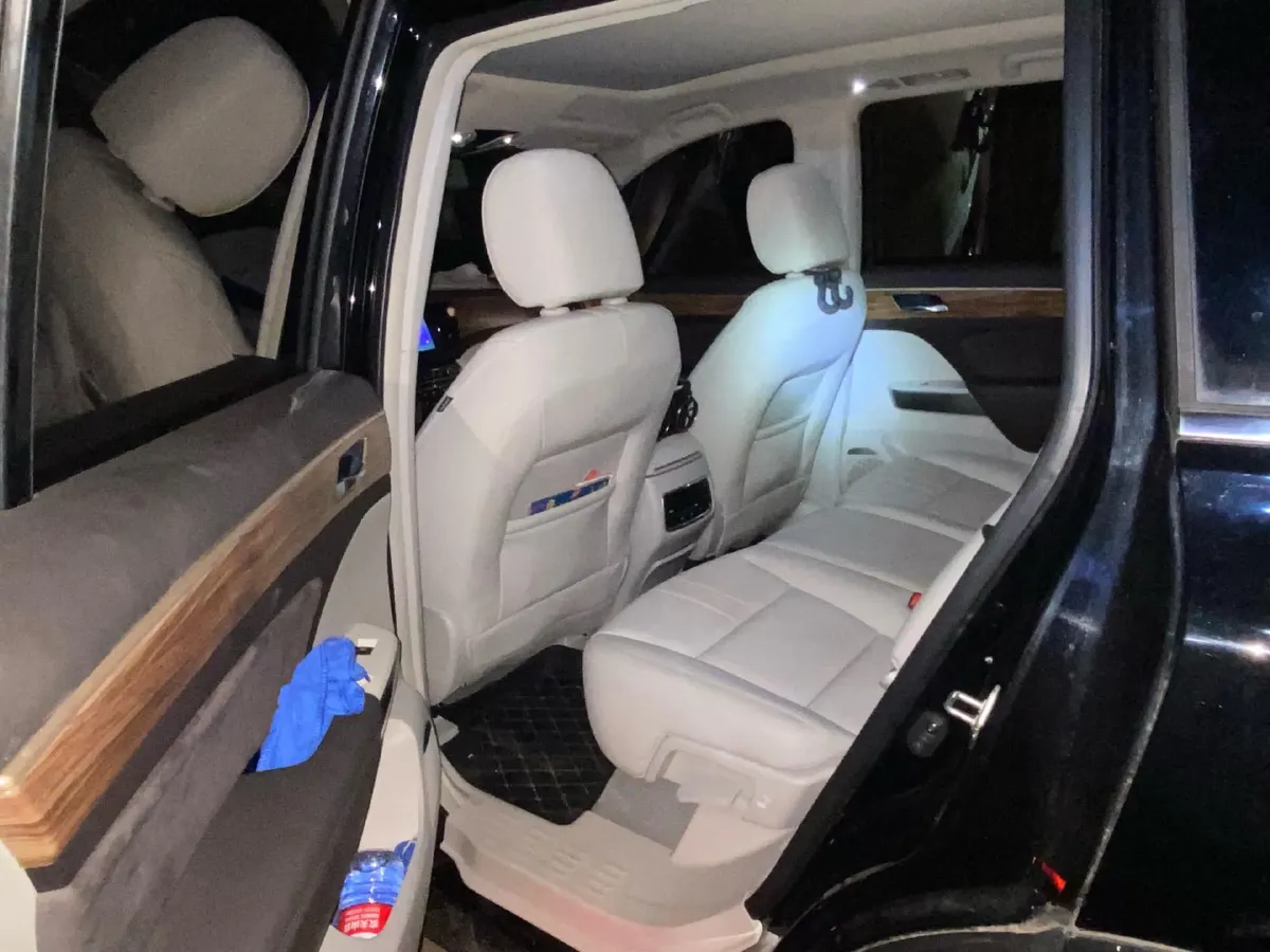 2017 GAC Trumpchi GS8 2.0T 201HP L4 6AT,autocango,china used car exporter,china ev exporter,chinese used car exporter,chinese used ev exporter