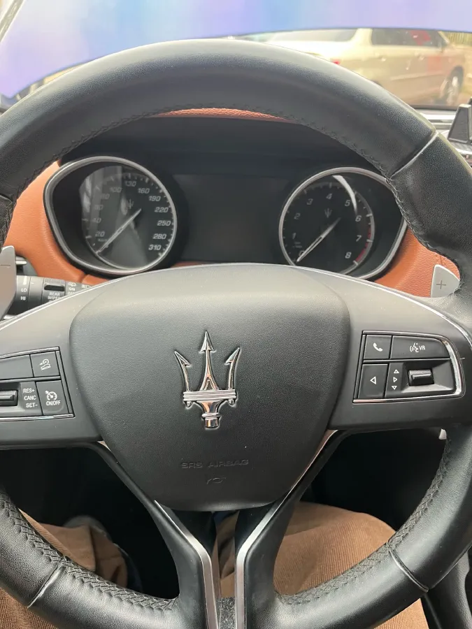 2019 Maserati Levante 3.0T 350HP V6 8AT,autocango,china used car exporter,china ev exporter,chinese used car exporter,chinese used ev exporter