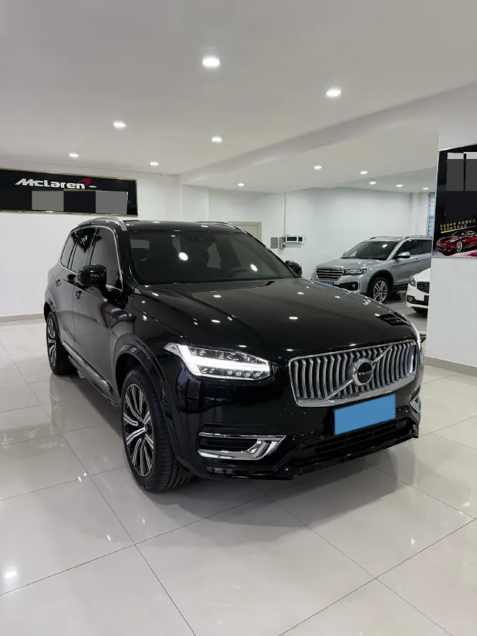 2021 Volvo XC90 2.0T 299HP L4 8AT,autocango,china used car exporter,china ev exporter,chinese used car exporter,chinese used ev exporter
