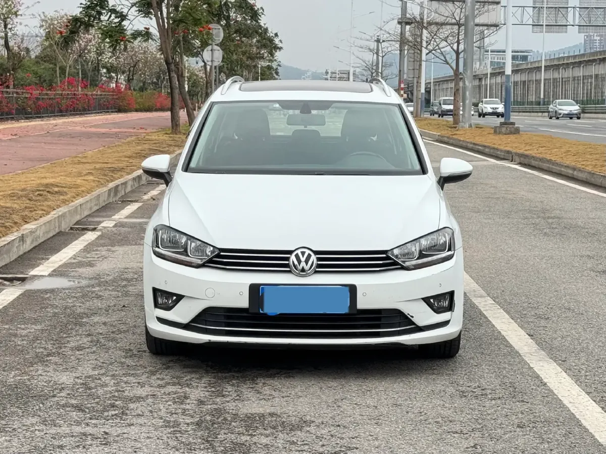 2018 Volkswagen Golf Sportsvan 1.4T 131HP L4 7DCT,autocango,china used car exporter,china ev exporter,chinese used car exporter,chinese used ev exporter