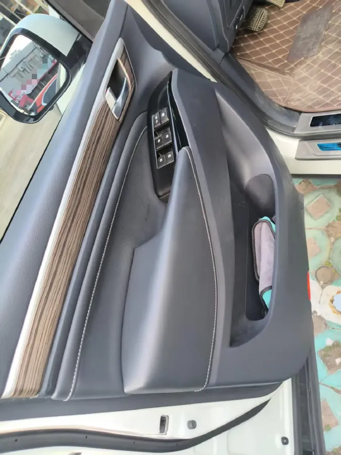 2021 GAC Trumpchi M8 2.0T 252HP L4 8AT,autocango,china used car exporter,china ev exporter,chinese used car exporter,chinese used ev exporter