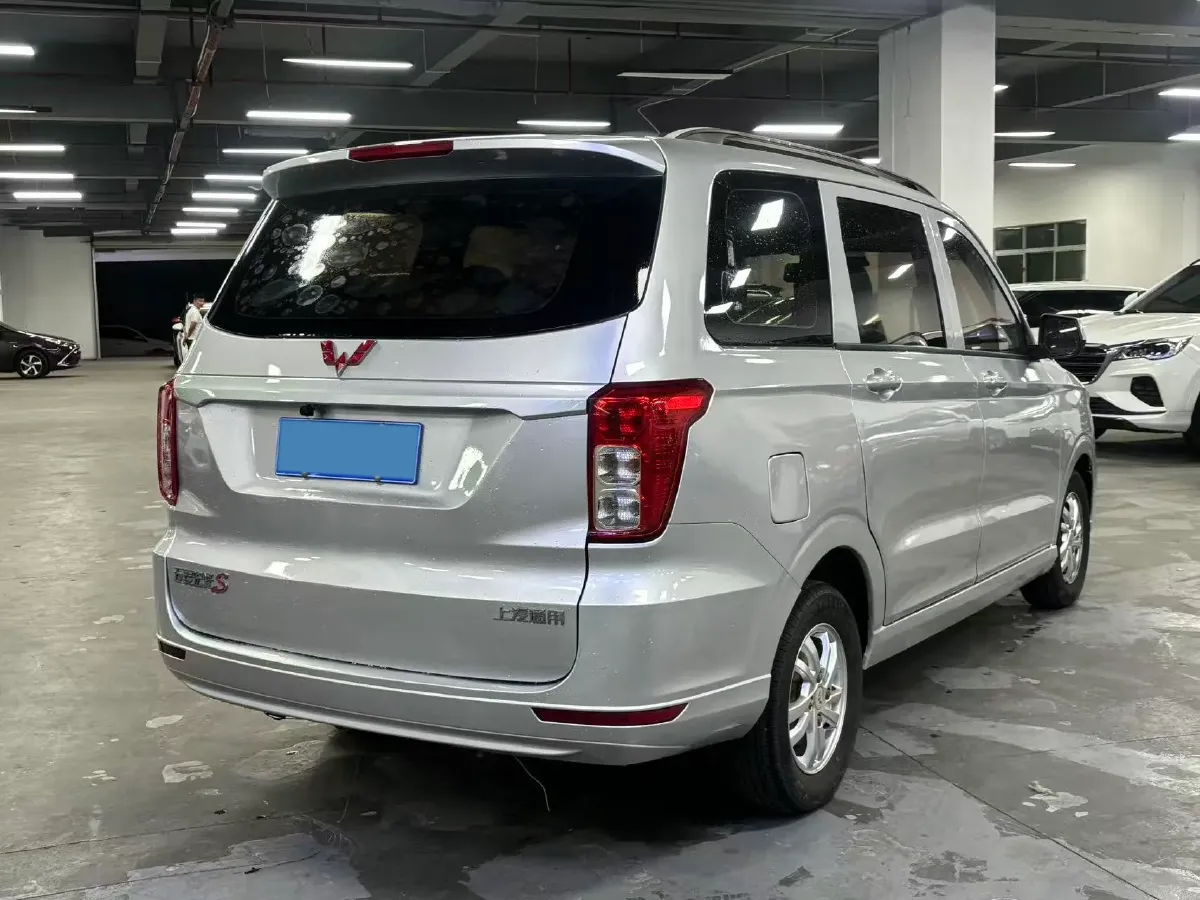 2019 WuLing HongGuang 1.5L 99HP L4 6MT,autocango,china used car exporter,china ev exporter,chinese used car exporter,chinese used ev exporter
