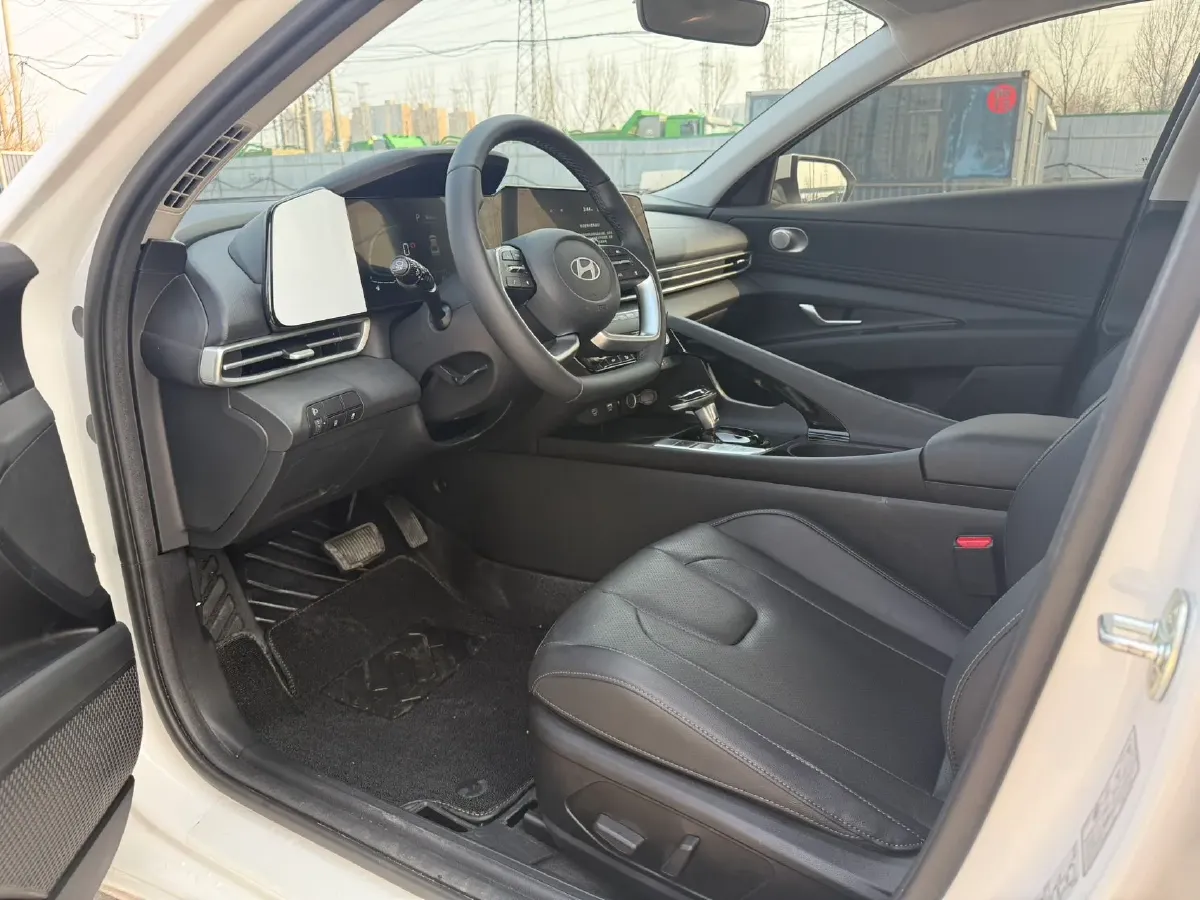 2023 Hyundai Elantra 1.5L 115HP L4 CVT,autocango,china used car exporter,china ev exporter,chinese used car exporter,chinese used ev exporter