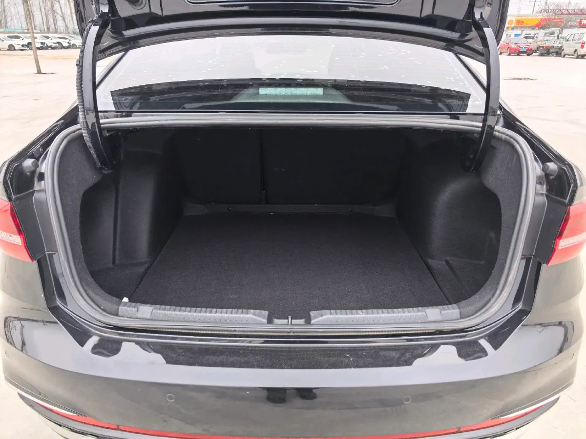 2023 Volkswagen Lavida 1.4T 150HP L4 7DCT,autocango,china used car exporter,china ev exporter,chinese used car exporter,chinese used ev exporter