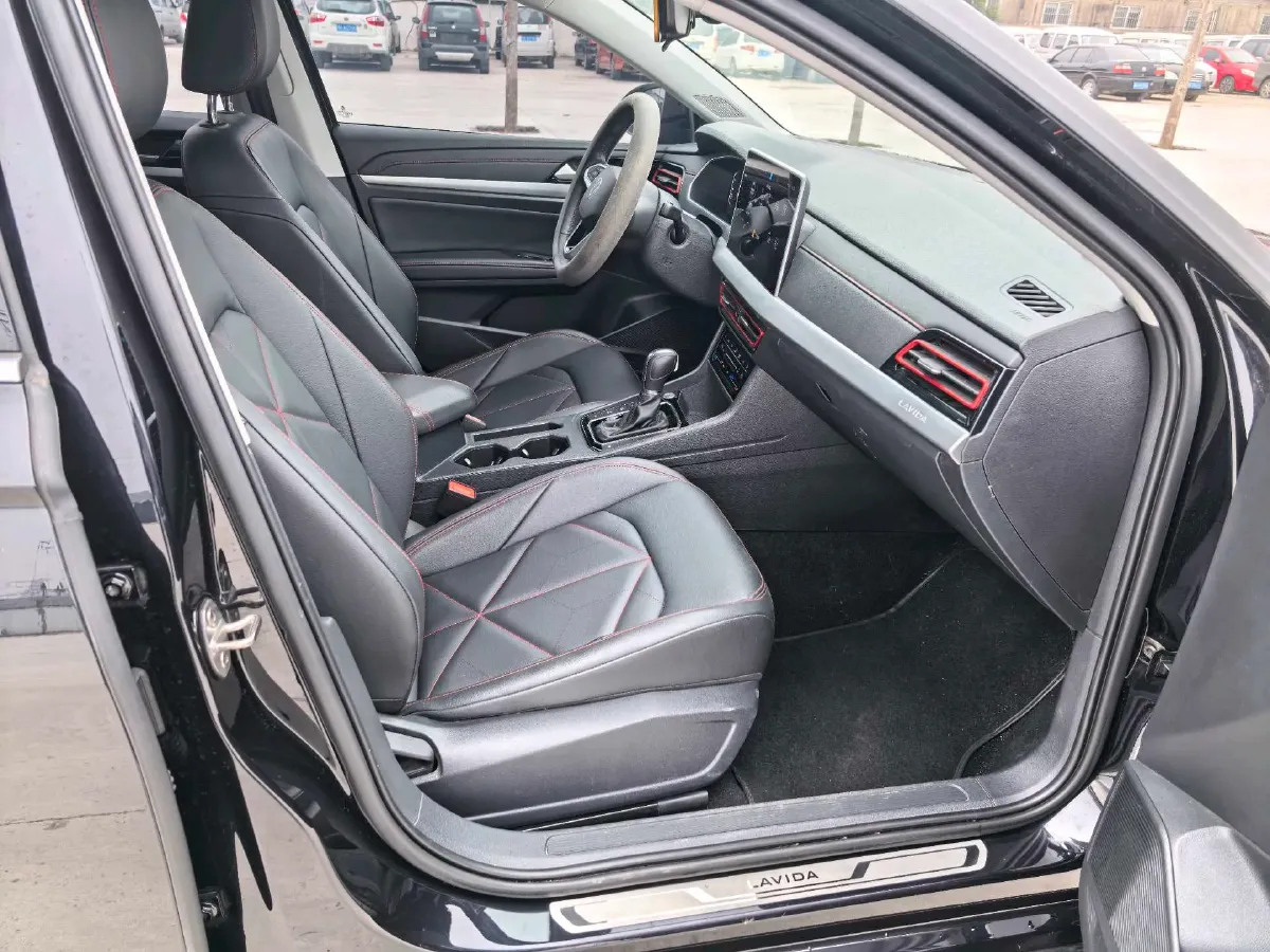 2023 Volkswagen Lavida 1.4T 150HP L4 7DCT,autocango,china used car exporter,china ev exporter,chinese used car exporter,chinese used ev exporter