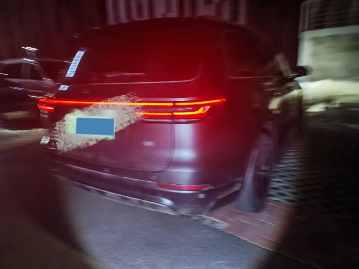 2020 Li ONE Range Extended 131HP REEV 40.5KWH,autocango,china used car exporter,china ev exporter,chinese used car exporter,chinese used ev exporter