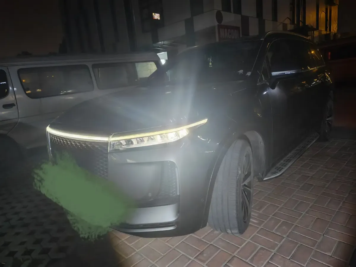 2020 Li ONE Range Extended 131HP REEV 40.5KWH,autocango,china used car exporter,china ev exporter,chinese used car exporter,chinese used ev exporter