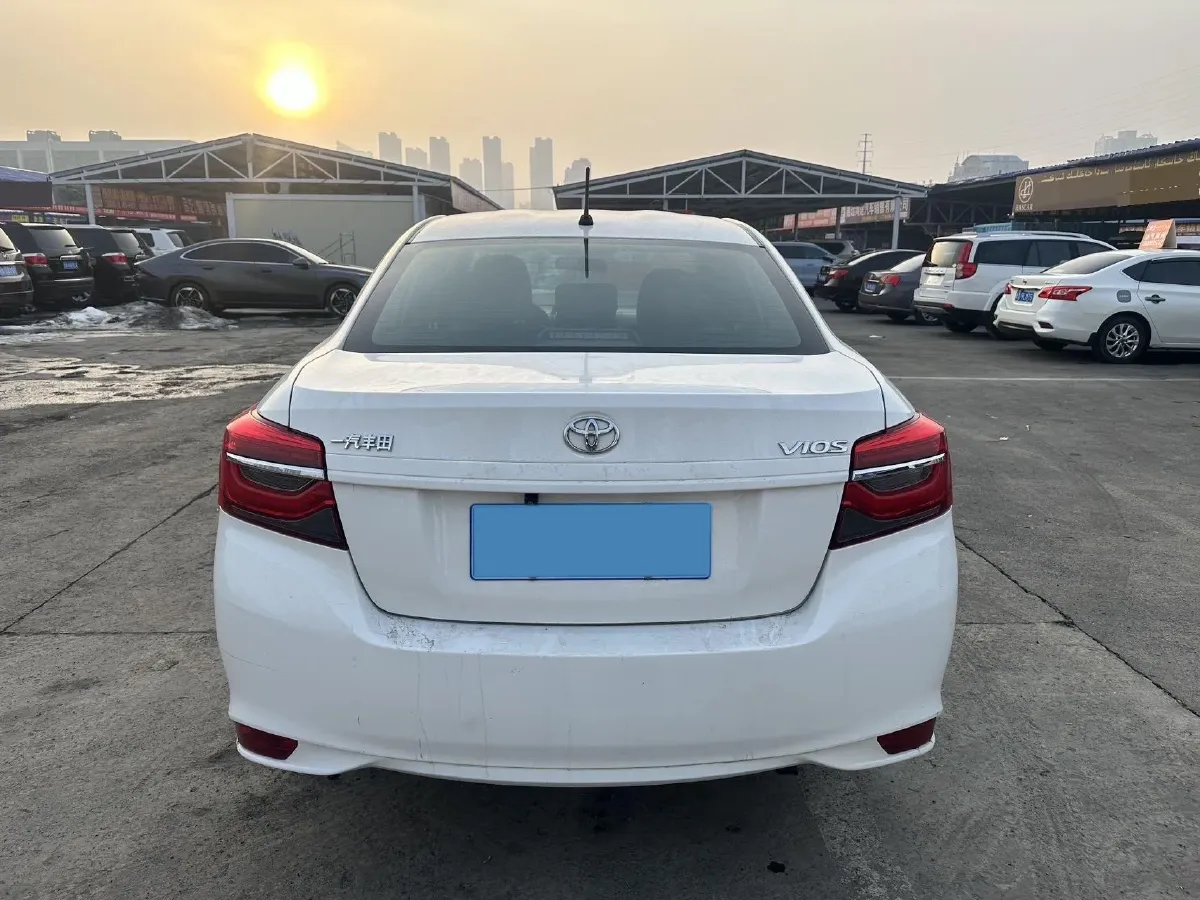 2022 Toyota Vios 1.5L 112HP L4 CVT,autocango,china used car exporter,china ev exporter,chinese used car exporter,chinese used ev exporter