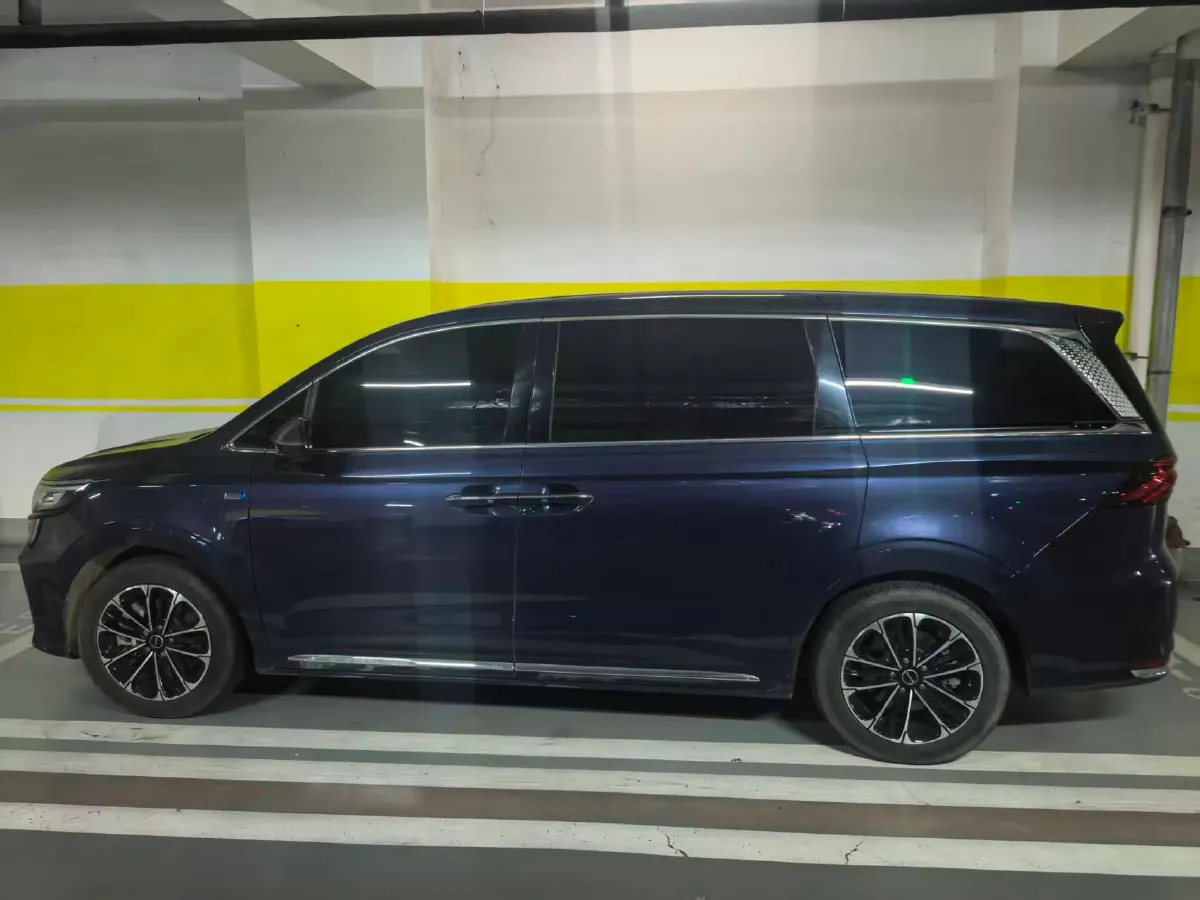 2021 Roewe iMAX8 2.0T 234HP L4 8AT,autocango,china used car exporter,china ev exporter,chinese used car exporter,chinese used ev exporter