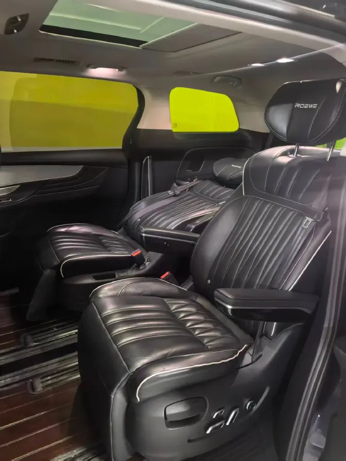 2021 Roewe iMAX8 2.0T 234HP L4 8AT,autocango,china used car exporter,china ev exporter,chinese used car exporter,chinese used ev exporter