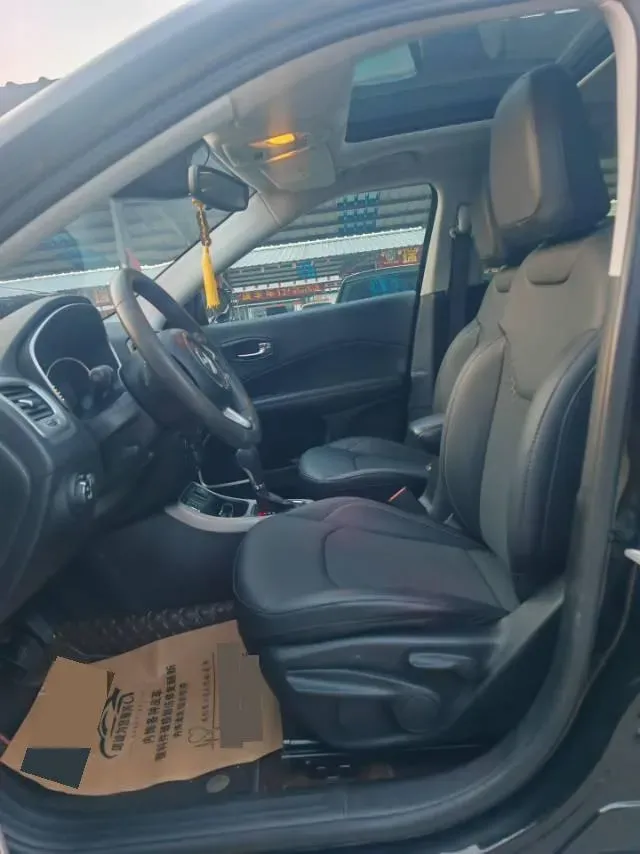 2020 Jeep Compass 1.3T 173HP L4 7DCT,autocango,china used car exporter,china ev exporter,chinese used car exporter,chinese used ev exporter