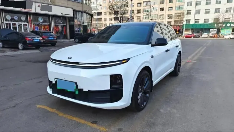 2025 Li L6 Range Extended 154HP L4 REEV,autocango,china used car exporter,china ev exporter,chinese used car exporter,chinese used ev exporter