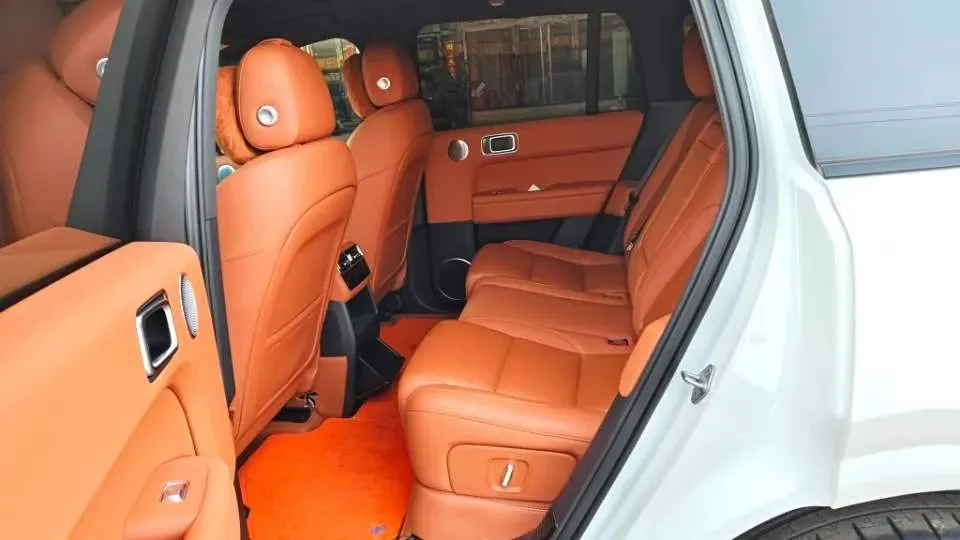 2025 Li L6 Range Extended 154HP L4 REEV,autocango,china used car exporter,china ev exporter,chinese used car exporter,chinese used ev exporter