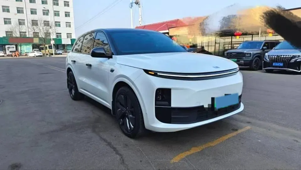 2025 Li L6 Range Extended 154HP L4 REEV,autocango,china used car exporter,china ev exporter,chinese used car exporter,chinese used ev exporter