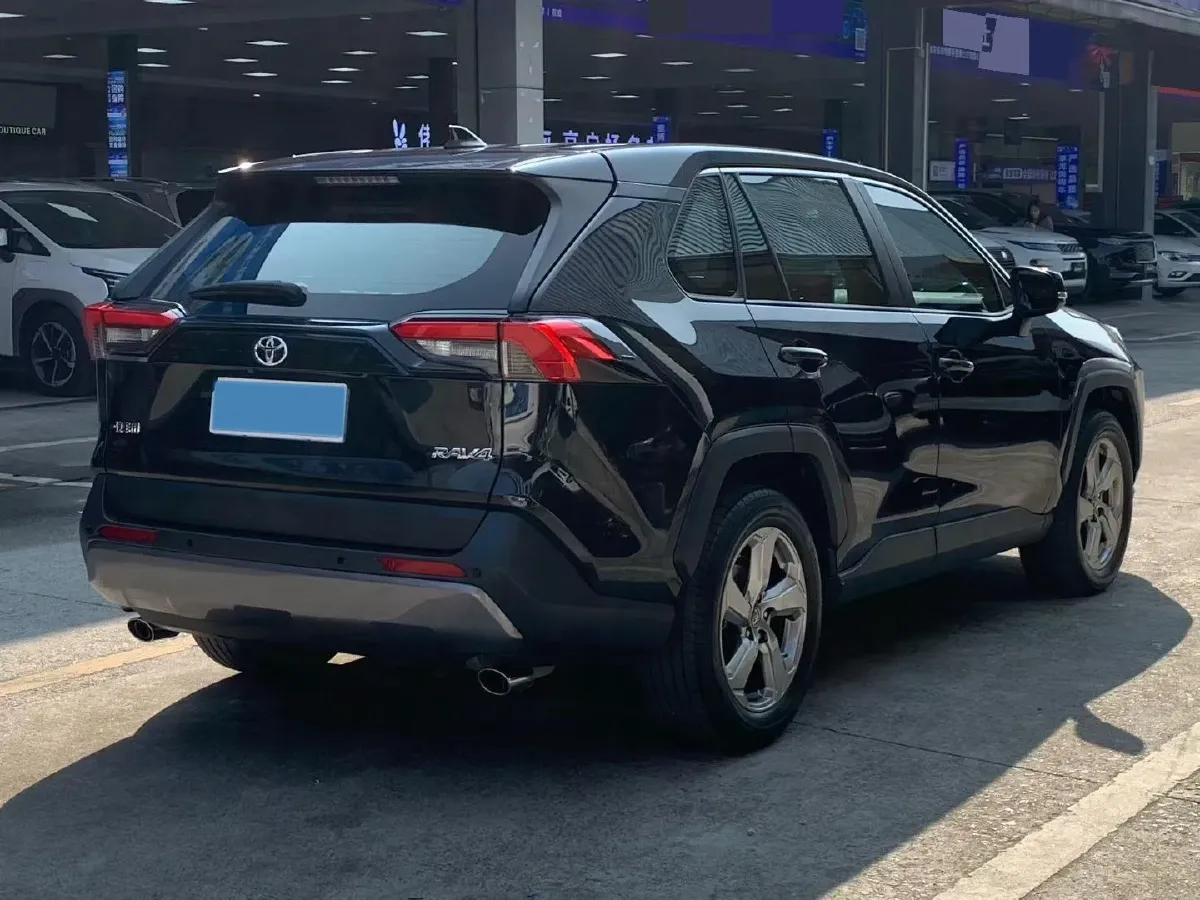 2022 Toyota RAV4 2.0L 171HP L4 CVT,autocango,china used car exporter,china ev exporter,chinese used car exporter,chinese used ev exporter