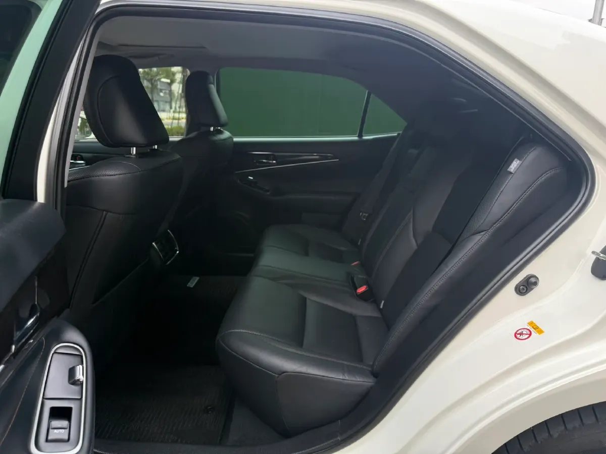 2018 Infiniti Q50L 2.0T 211HP L4 7AT,autocango,china used car exporter,china ev exporter,chinese used car exporter,chinese used ev exporter