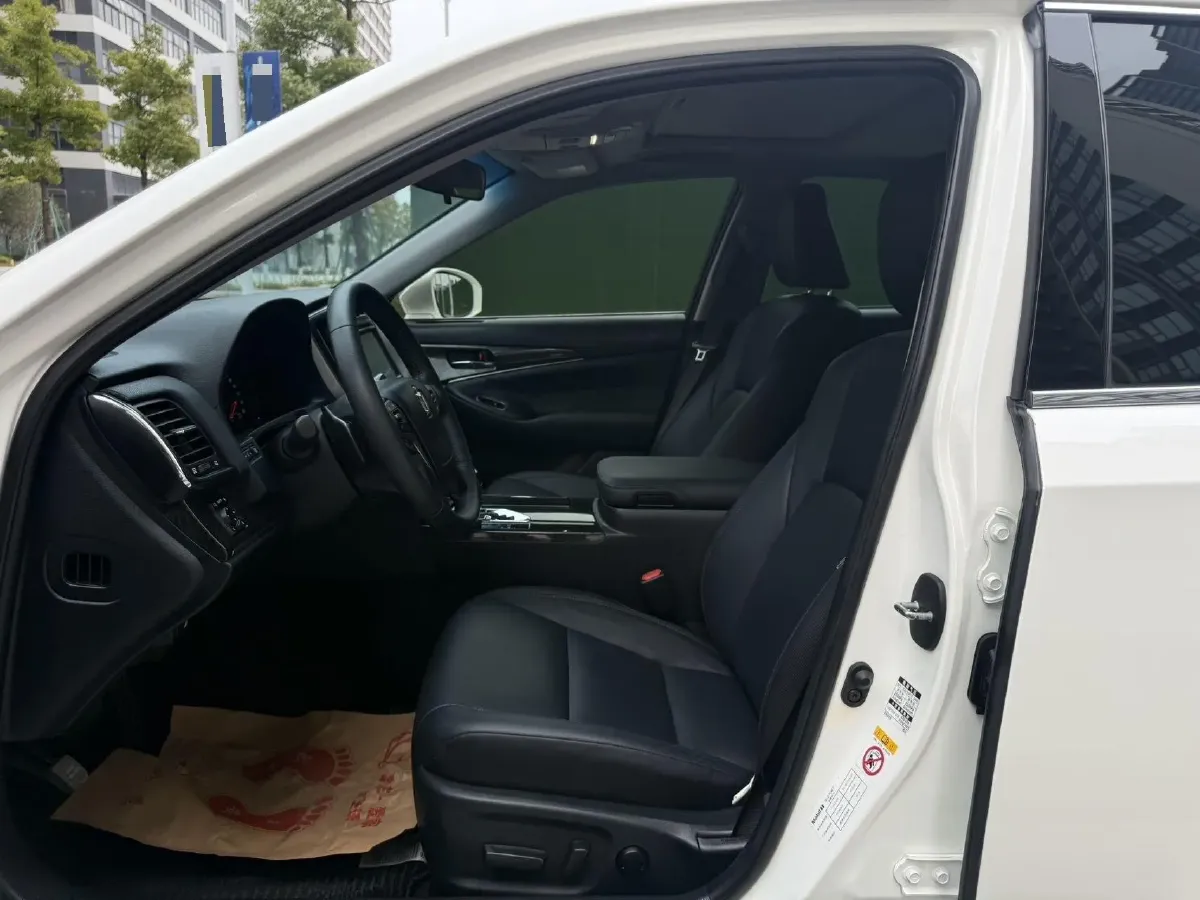 2018 Infiniti Q50L 2.0T 211HP L4 7AT,autocango,china used car exporter,china ev exporter,chinese used car exporter,chinese used ev exporter