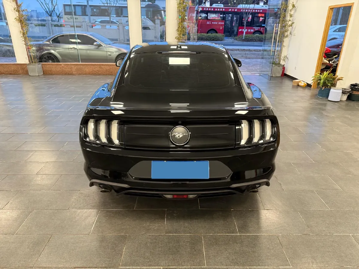 2020 Ford Mustang 2.3T 299HP L4 10AT,autocango,china used car exporter,china ev exporter,chinese used car exporter,chinese used ev exporter