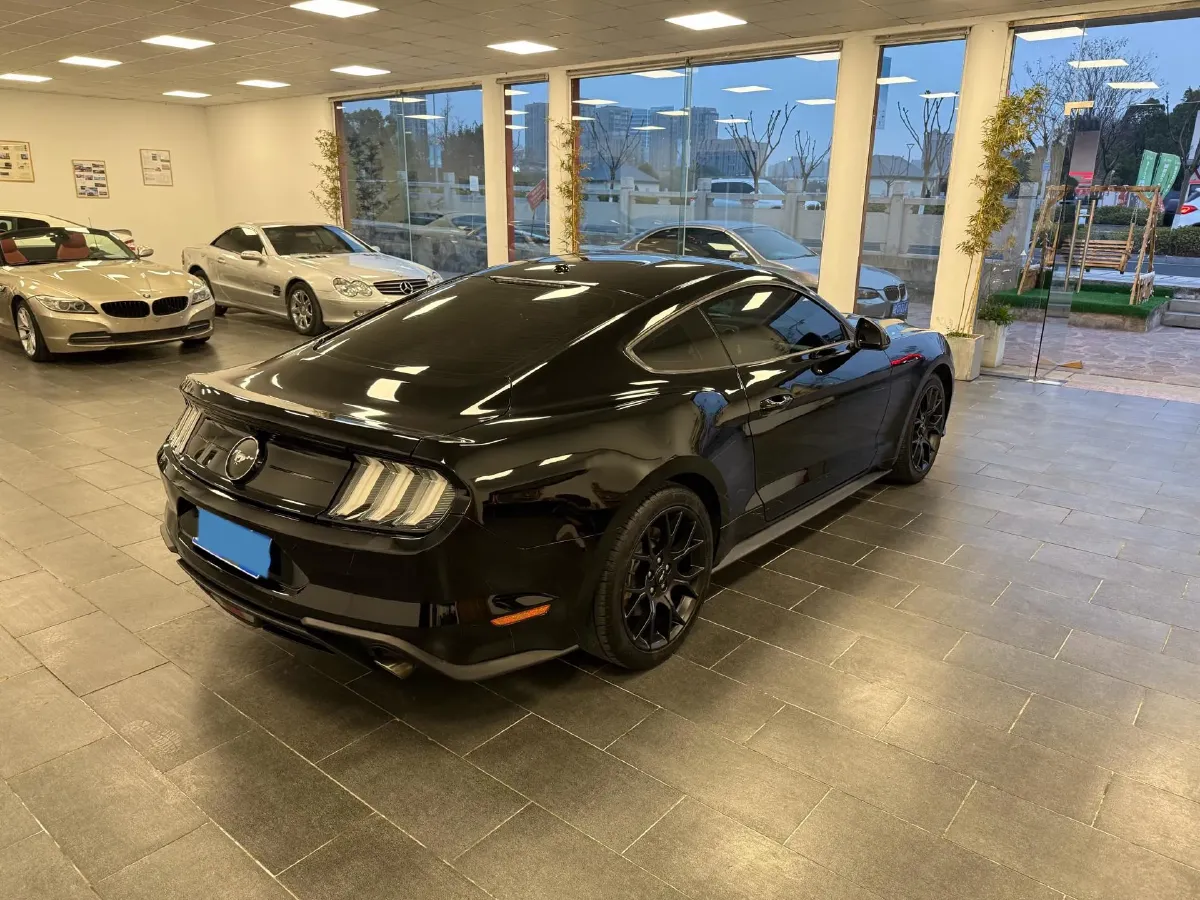 2020 Ford Mustang 2.3T 299HP L4 10AT,autocango,china used car exporter,china ev exporter,chinese used car exporter,chinese used ev exporter