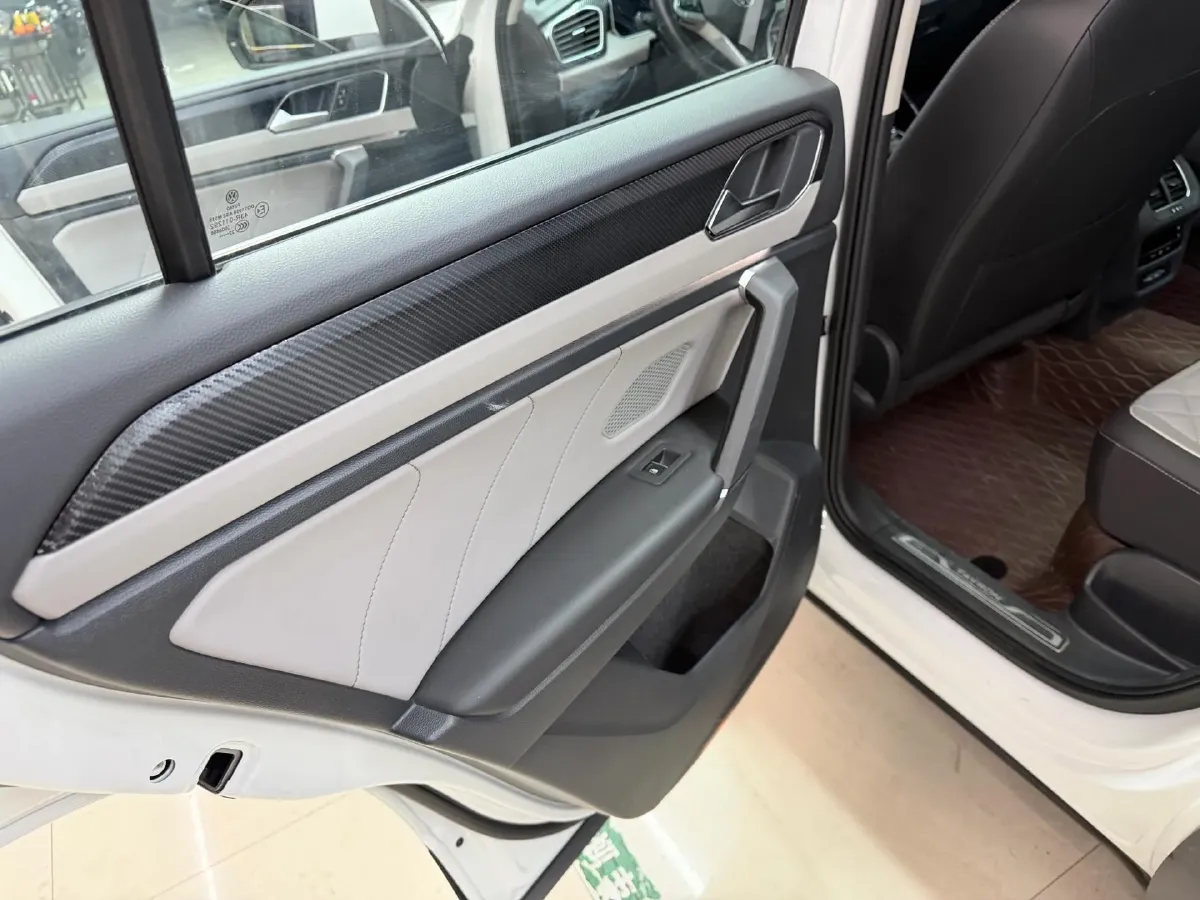 2023 Volkswagen Tayron 1.4T 150HP L4 7DCT,autocango,china used car exporter,china ev exporter,chinese used car exporter,chinese used ev exporter