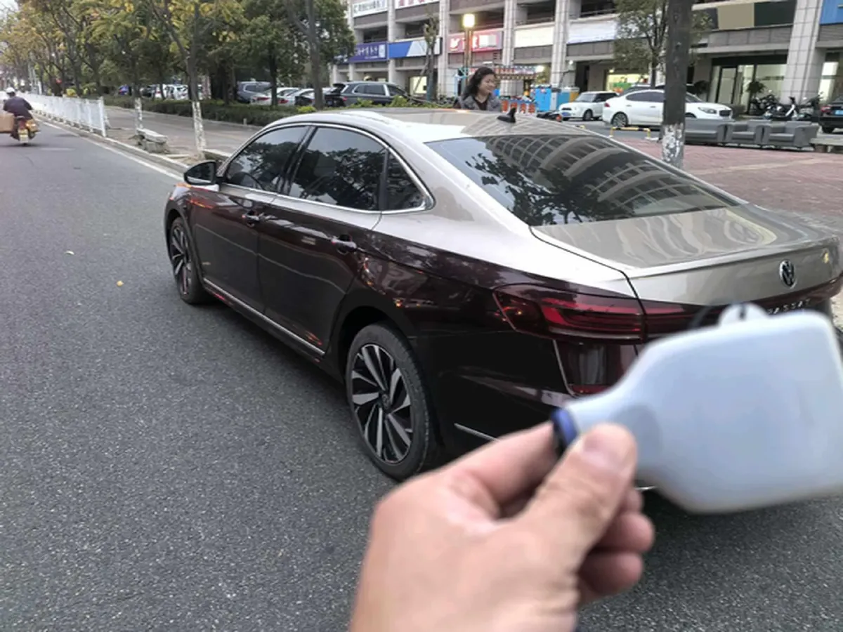 2022 Xpeng P7 BEV 60.2KWH,autocango,china used car exporter,china ev exporter,chinese used car exporter,chinese used ev exporter