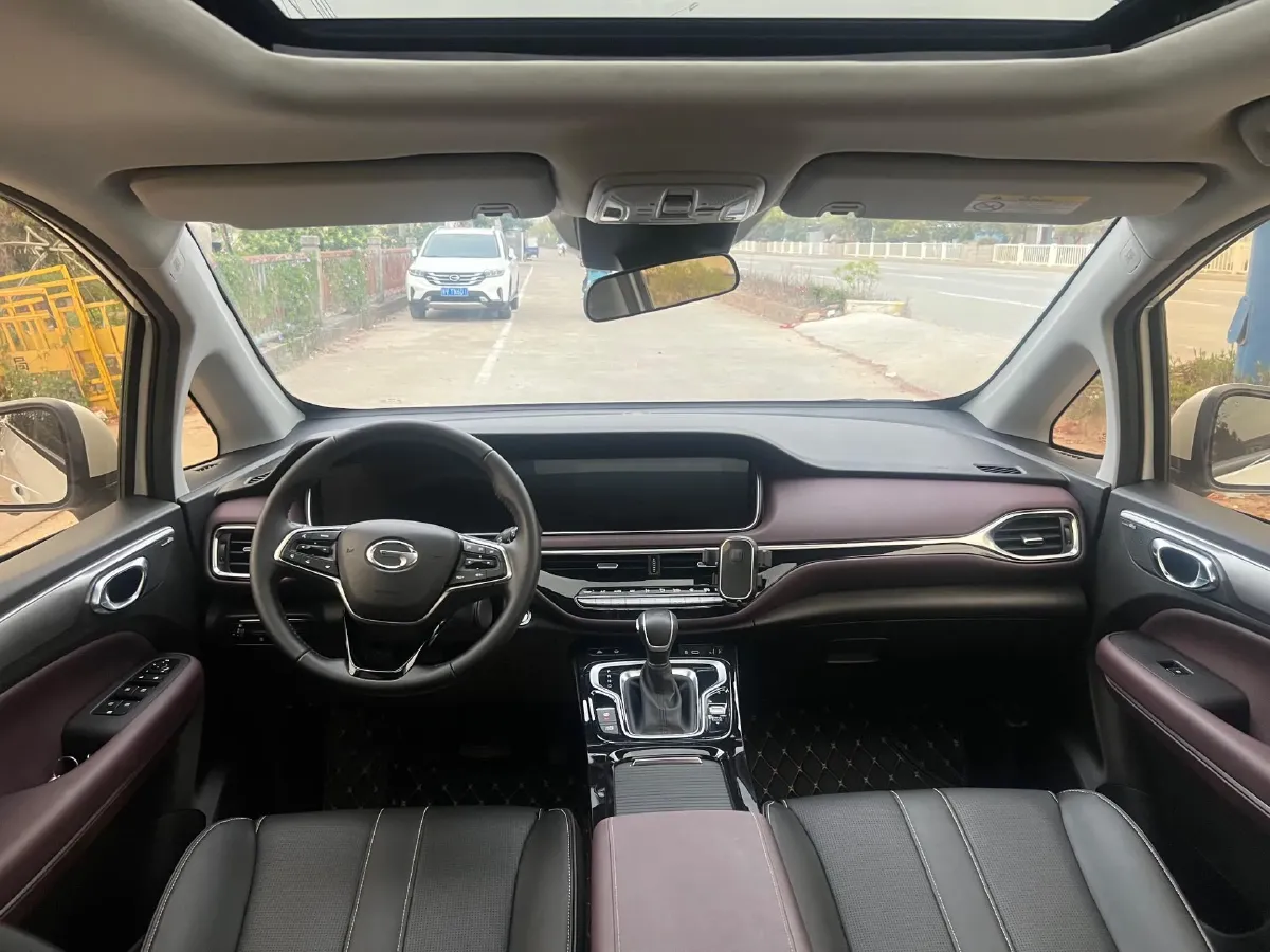 2023 GAC Trumpchi M6 1.5T 177HP L4 7DCT,autocango,china used car exporter,china ev exporter,chinese used car exporter,chinese used ev exporter