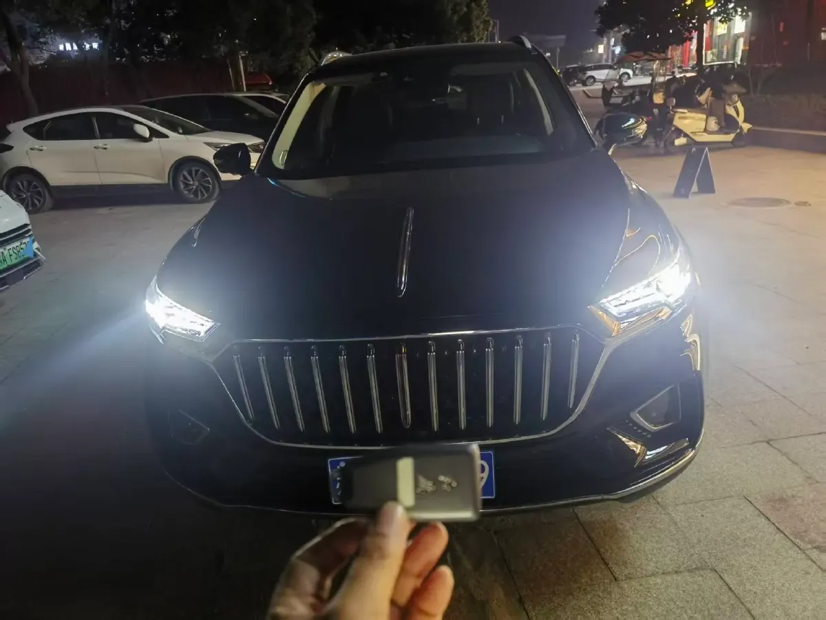 2022 HongQi HS5 2.0T 224HP L4 6AT,autocango,china used car exporter,china ev exporter,chinese used car exporter,chinese used ev exporter