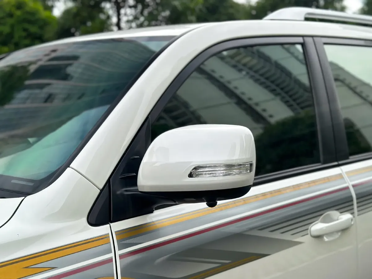 2017 Chevrolet Trax 1.4T 143HP L4 6MT,autocango,china used car exporter,china ev exporter,chinese used car exporter,chinese used ev exporter