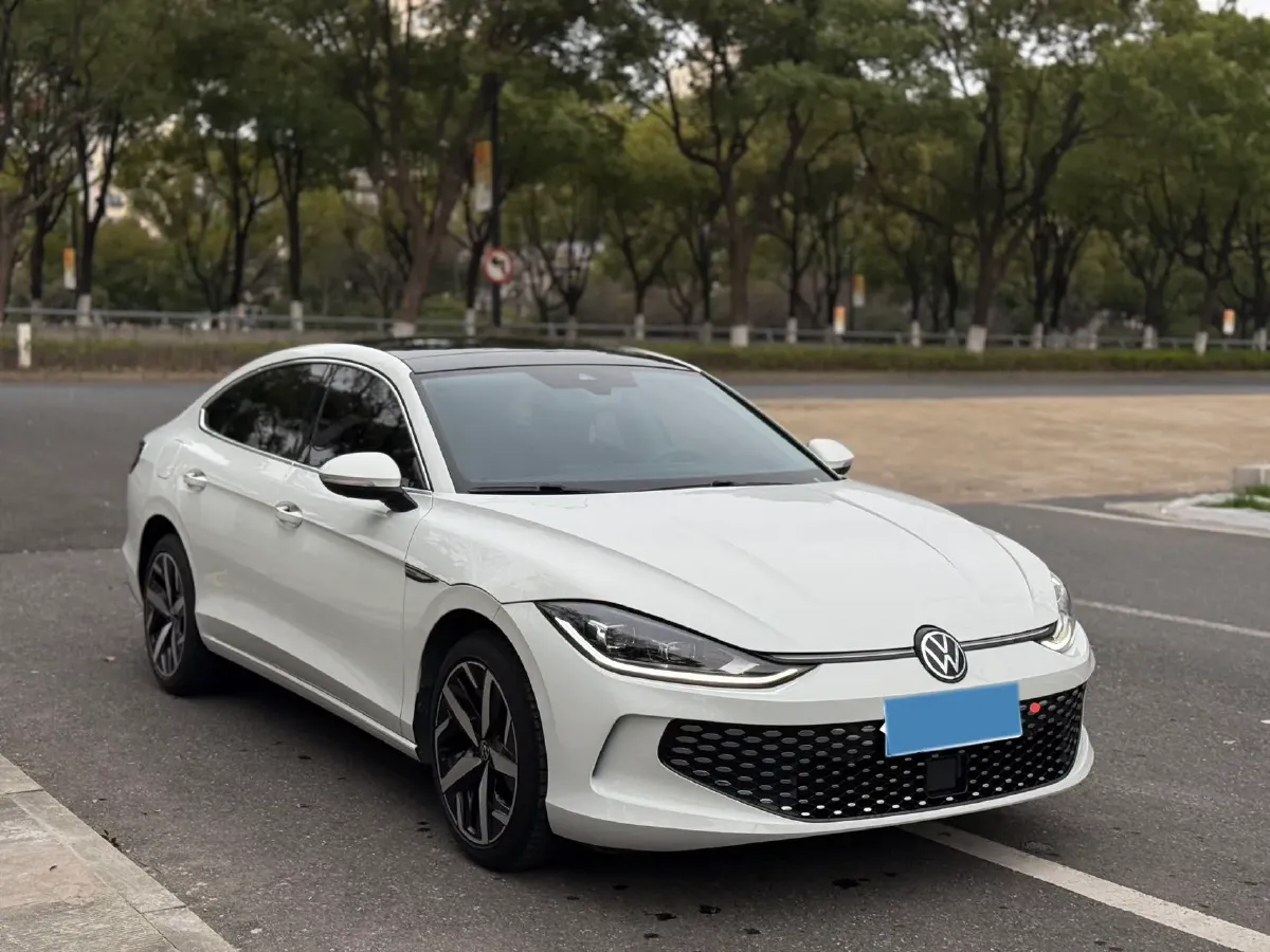 2024 Volkswagen Lamando 1.4T 150HP L4 7DCT,autocango,china used car exporter,china ev exporter,chinese used car exporter,chinese used ev exporter