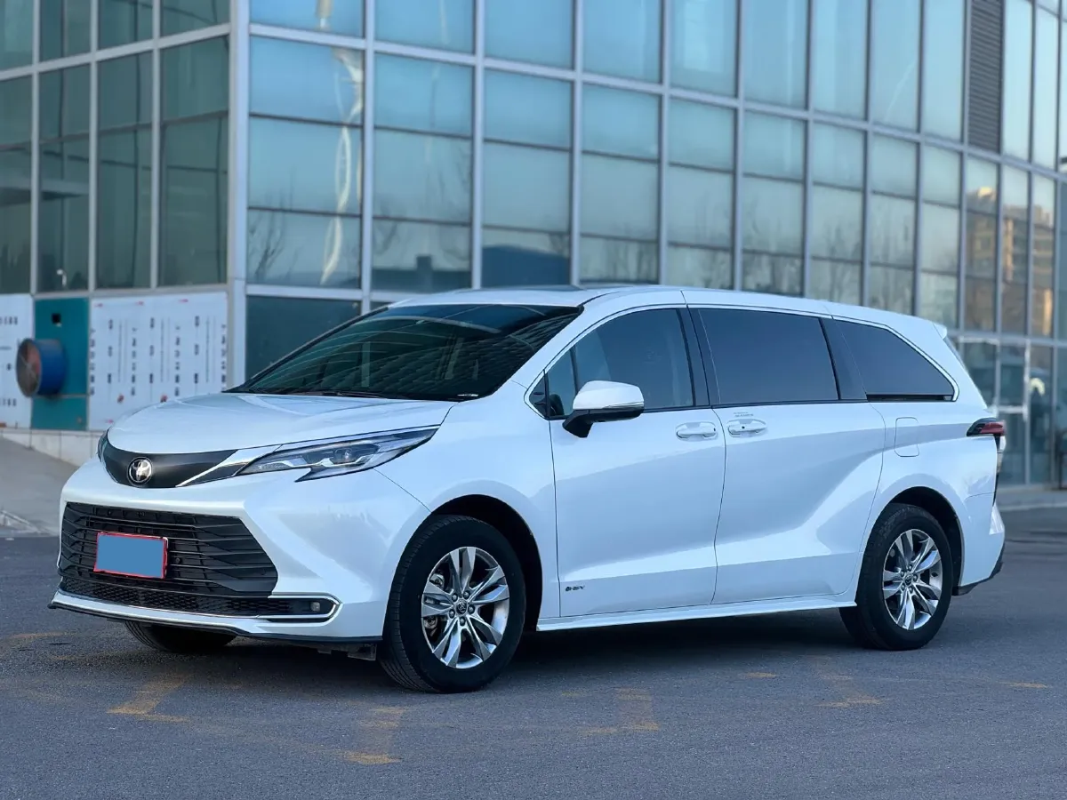 2024 Toyota Sienna 2.5L 189HP L4 E-CVT Hybrid,autocango,china used car exporter,china ev exporter,chinese used car exporter,chinese used ev exporter