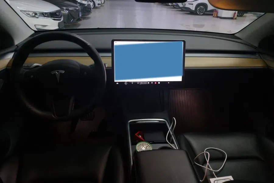 2022 Tesla Model Y BEV 60KWH,autocango,china used car exporter,china ev exporter,chinese used car exporter,chinese used ev exporter