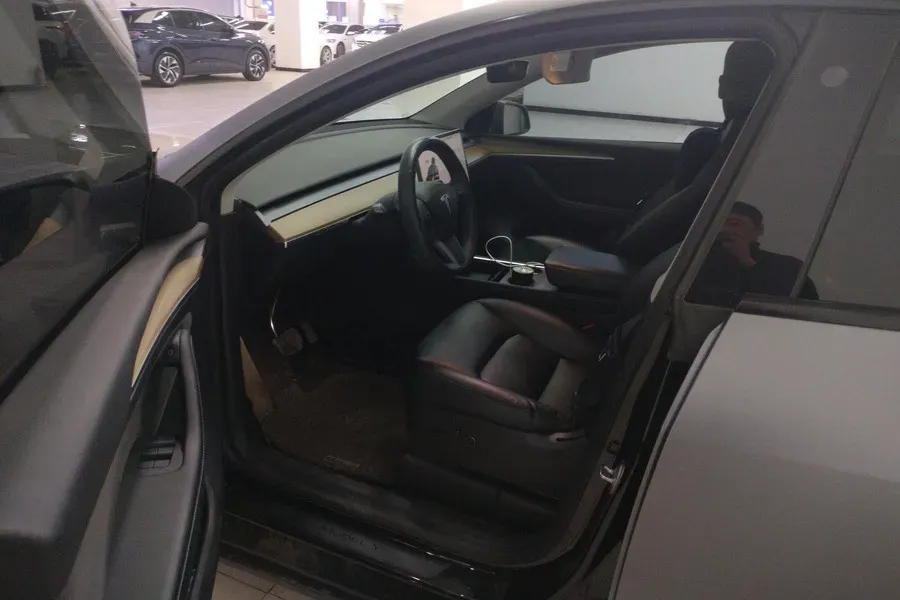 2022 Tesla Model Y BEV 60KWH,autocango,china used car exporter,china ev exporter,chinese used car exporter,chinese used ev exporter