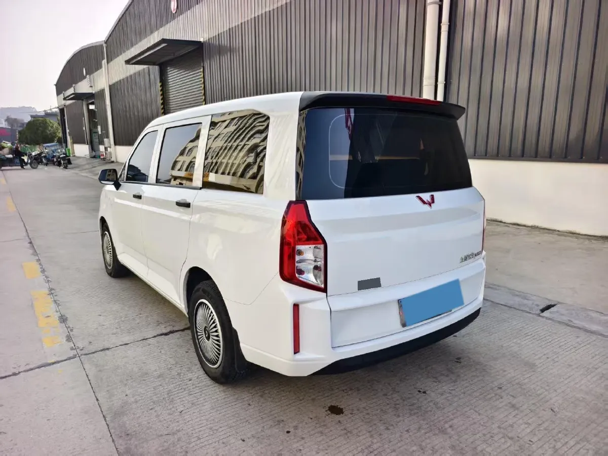 2019 Venucia M50V 1.5L 112HP L4 5MT,autocango,china used car exporter,china ev exporter,chinese used car exporter,chinese used ev exporter