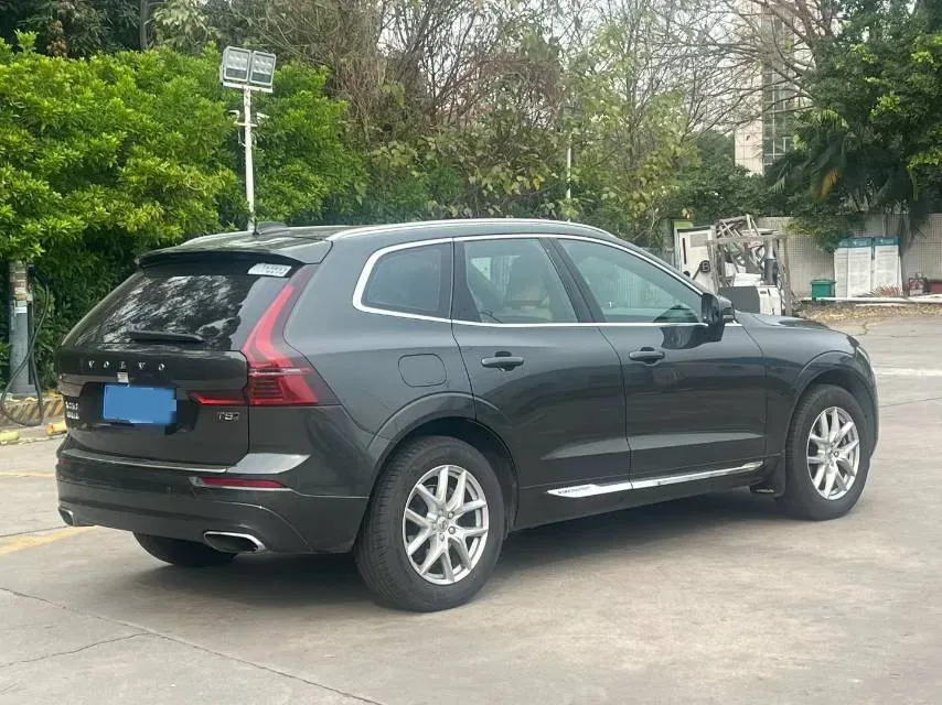 2019 Volvo XC60 2.0T 254HP L4 8AT,autocango,china used car exporter,china ev exporter,chinese used car exporter,chinese used ev exporter