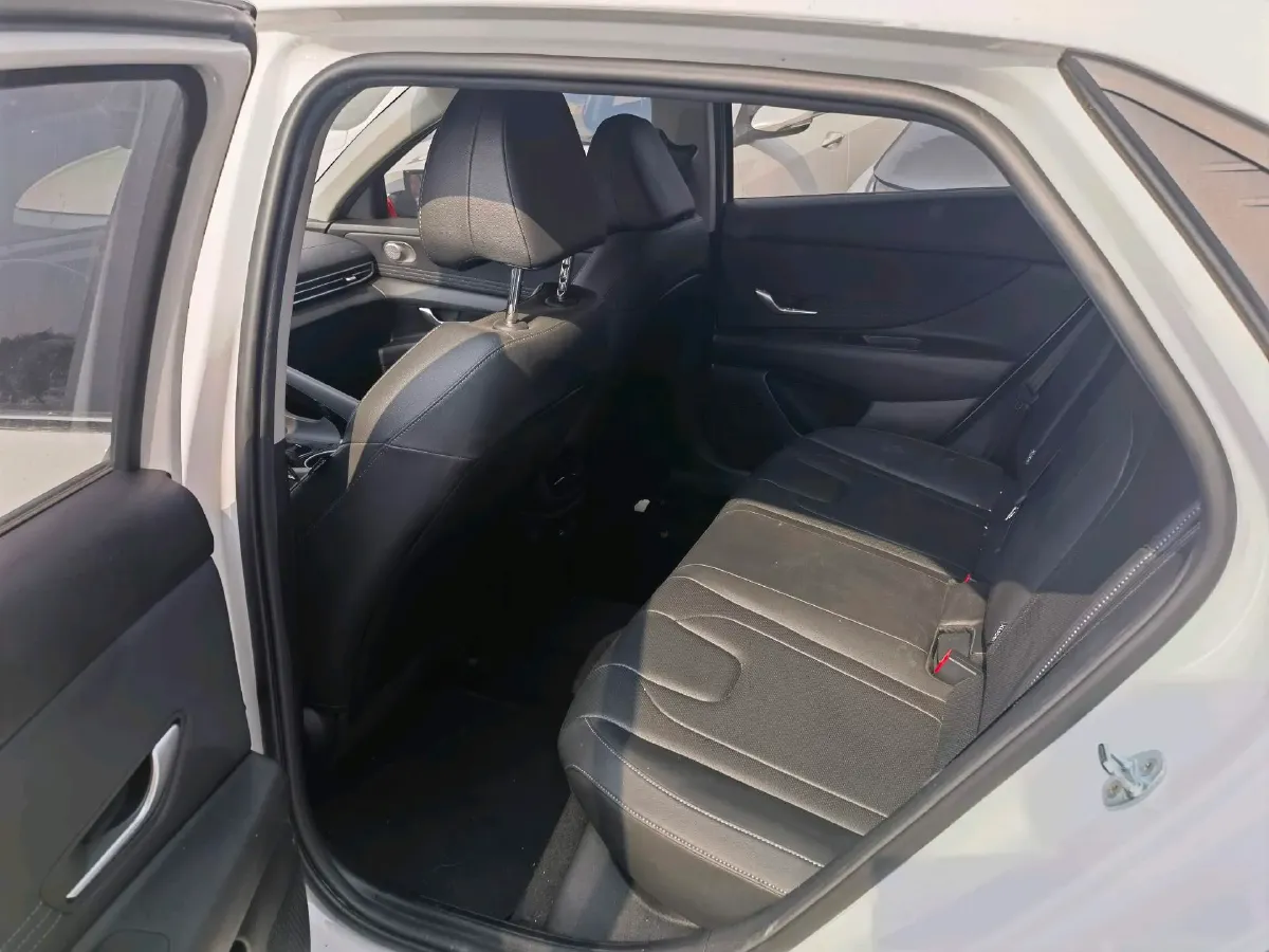 2022 Hyundai Elantra 1.5L 115HP L4 CVT,autocango,china used car exporter,china ev exporter,chinese used car exporter,chinese used ev exporter