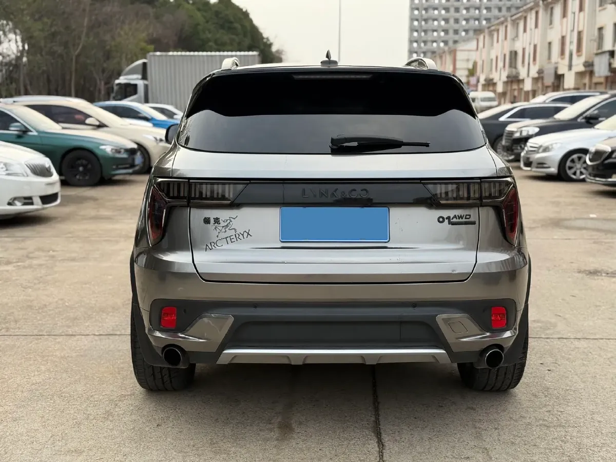 2017 LYNK&CO 01 2.0T 190HP L4 7DCT,autocango,china used car exporter,china ev exporter,chinese used car exporter,chinese used ev exporter