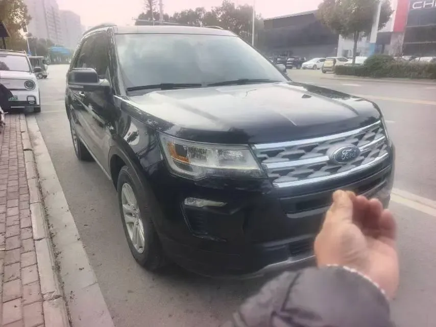 2018 Ford Explorer 2.3T 276HP L4 6AT,autocango,china used car exporter,china ev exporter,chinese used car exporter,chinese used ev exporter