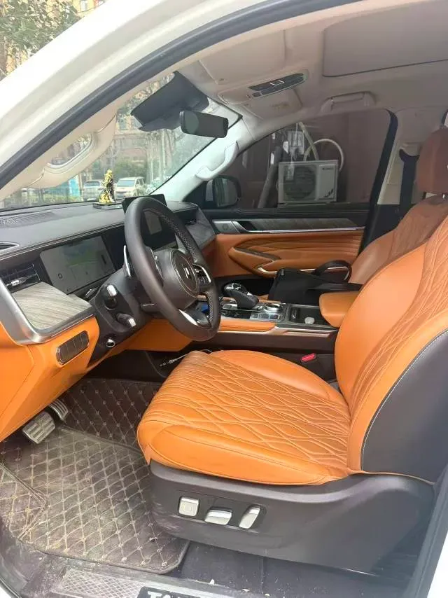 2023 Tank 500 2.0T 252HP L4 9AT PHEV 37.1KWH,autocango,china used car exporter,china ev exporter,chinese used car exporter,chinese used ev exporter