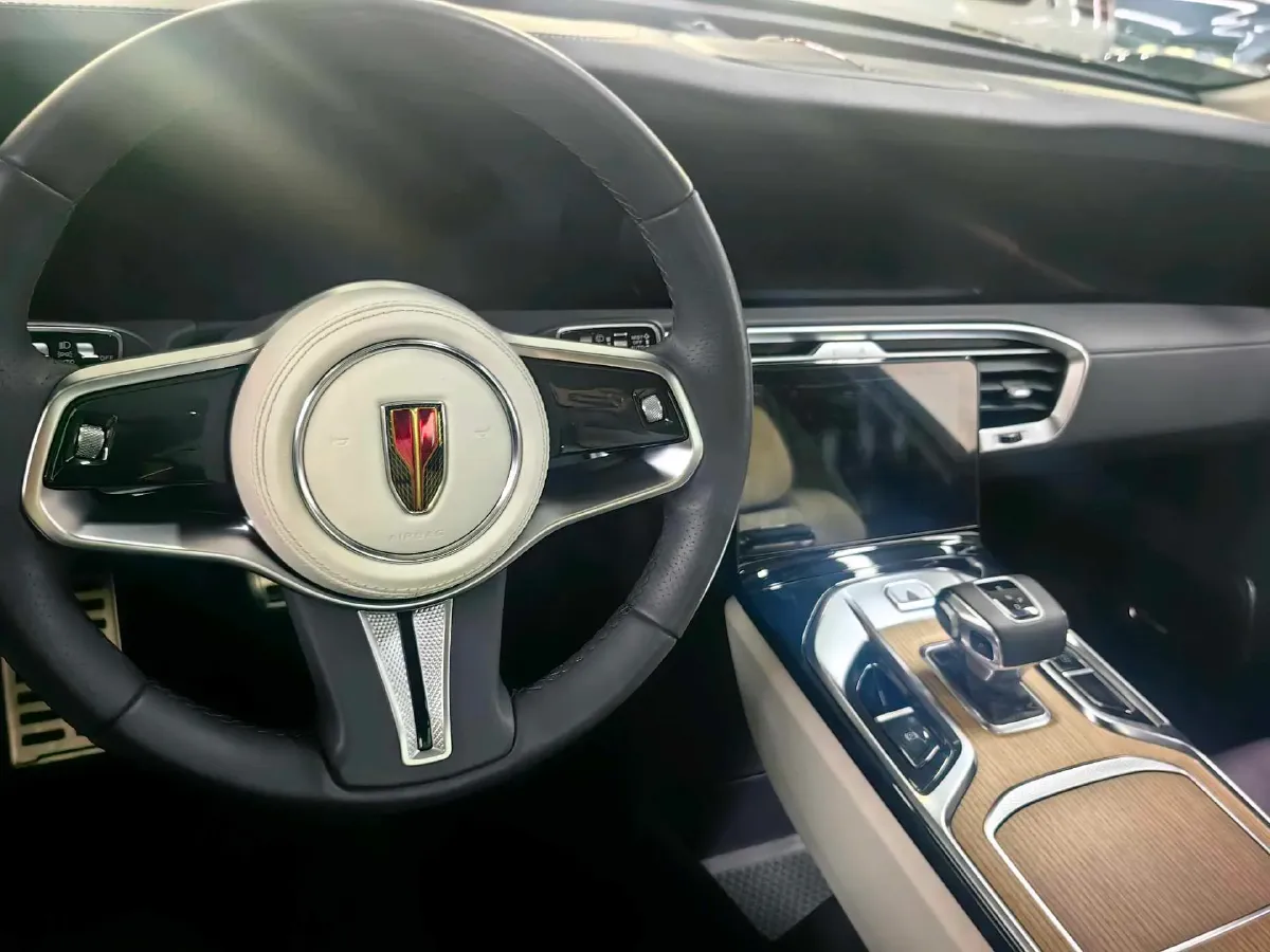 2021 HongQi E-HS9 BEV 84KWH,autocango,china used car exporter,china ev exporter,chinese used car exporter,chinese used ev exporter