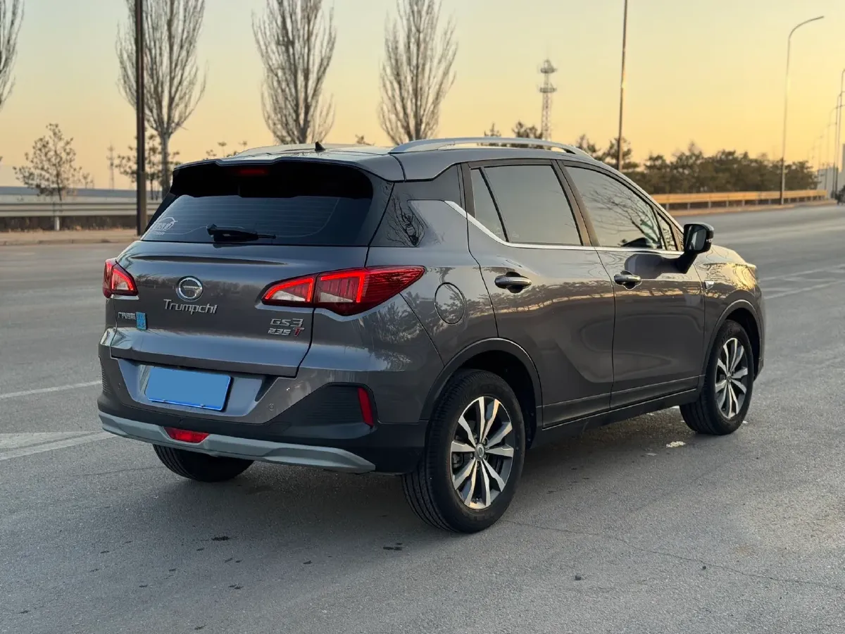 2021 GAC Trumpchi GS3 1.5T 163HP L3 6MT,autocango,china used car exporter,china ev exporter,chinese used car exporter,chinese used ev exporter