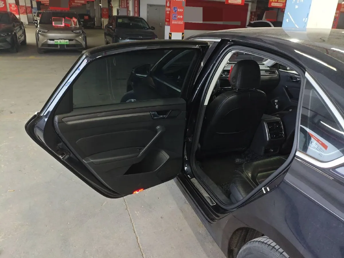 2017 Volkswagen Passat 1.4T 150HP L4 7DCT,autocango,china used car exporter,china ev exporter,chinese used car exporter,chinese used ev exporter