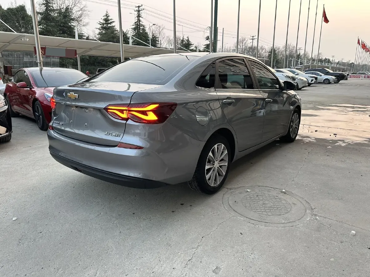 2022 Chevrolet Monza 1.5L 113HP L4 6AT,autocango,china used car exporter,china ev exporter,chinese used car exporter,chinese used ev exporter