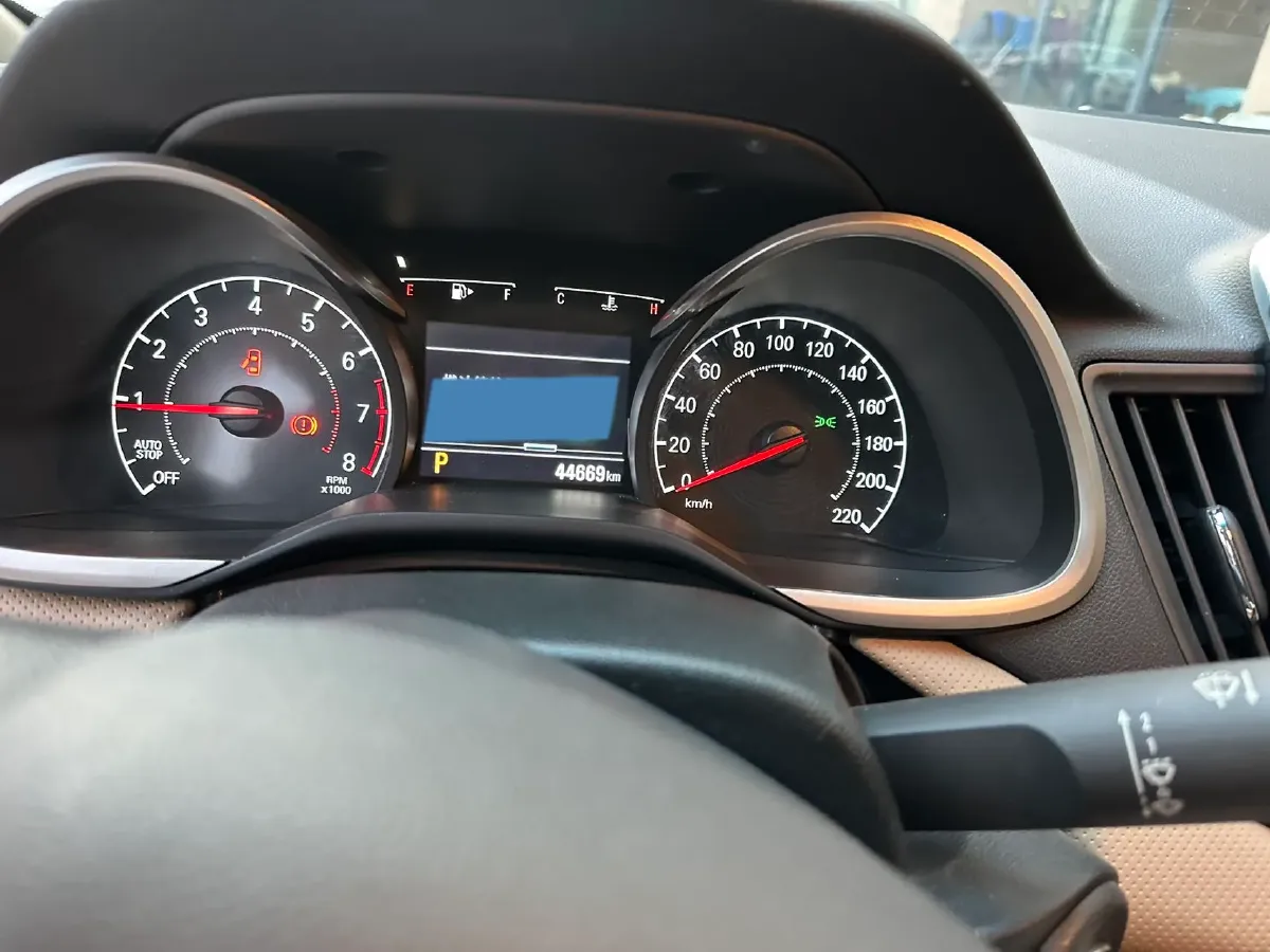 2022 Chevrolet Monza 1.5L 113HP L4 6AT,autocango,china used car exporter,china ev exporter,chinese used car exporter,chinese used ev exporter