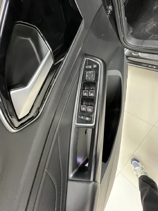 2022 Jetta VS7 1.4T 150HP L4 6AT,autocango,china used car exporter,china ev exporter,chinese used car exporter,chinese used ev exporter