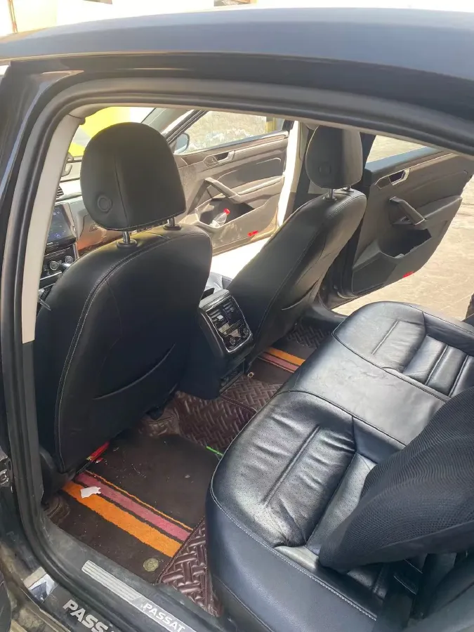 2017 Volkswagen Passat 1.8T 180HP L4 7DCT,autocango,china used car exporter,china ev exporter,chinese used car exporter,chinese used ev exporter