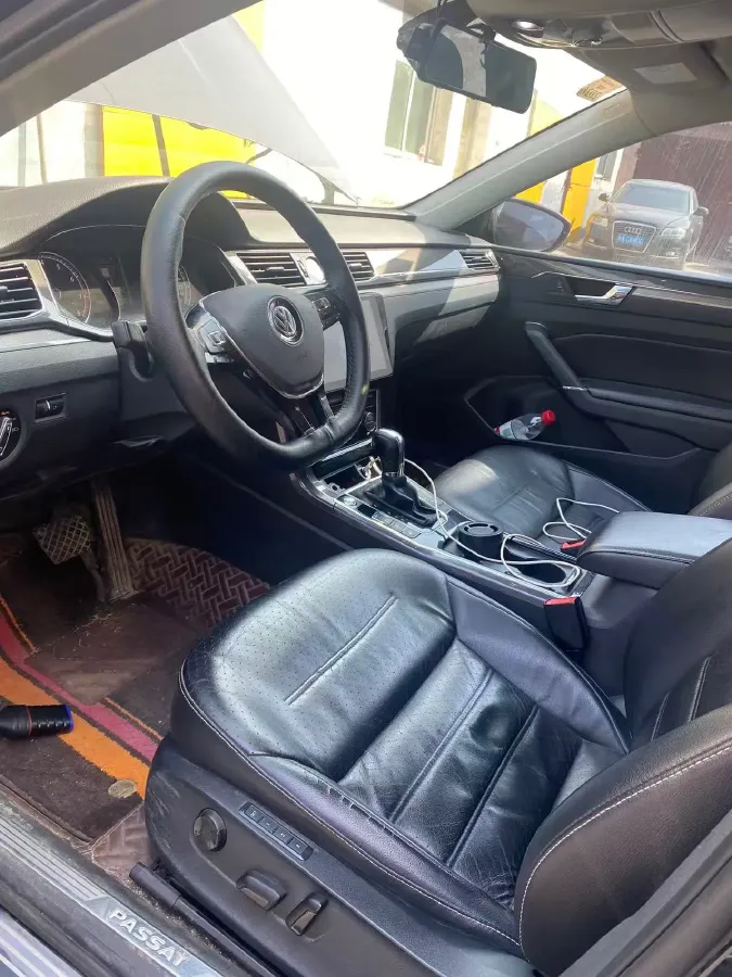 2017 Volkswagen Passat 1.8T 180HP L4 7DCT,autocango,china used car exporter,china ev exporter,chinese used car exporter,chinese used ev exporter