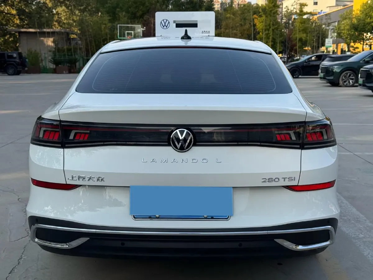 2022 Skoda Superb 2.0T 186HP L4 7DCT,autocango,china used car exporter,china ev exporter,chinese used car exporter,chinese used ev exporter