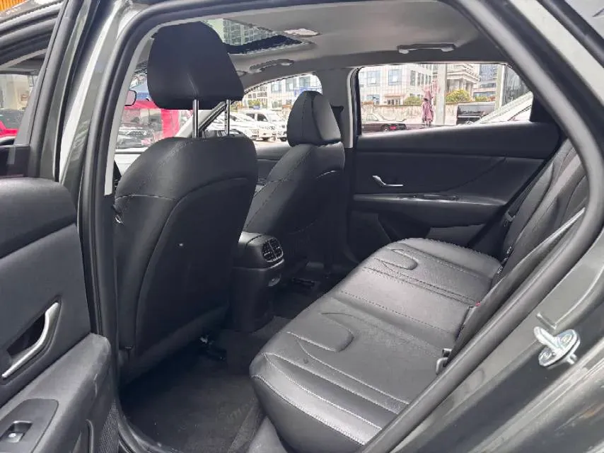 2023 Hyundai Elantra 1.5L 115HP L4 CVT,autocango,china used car exporter,china ev exporter,chinese used car exporter,chinese used ev exporter