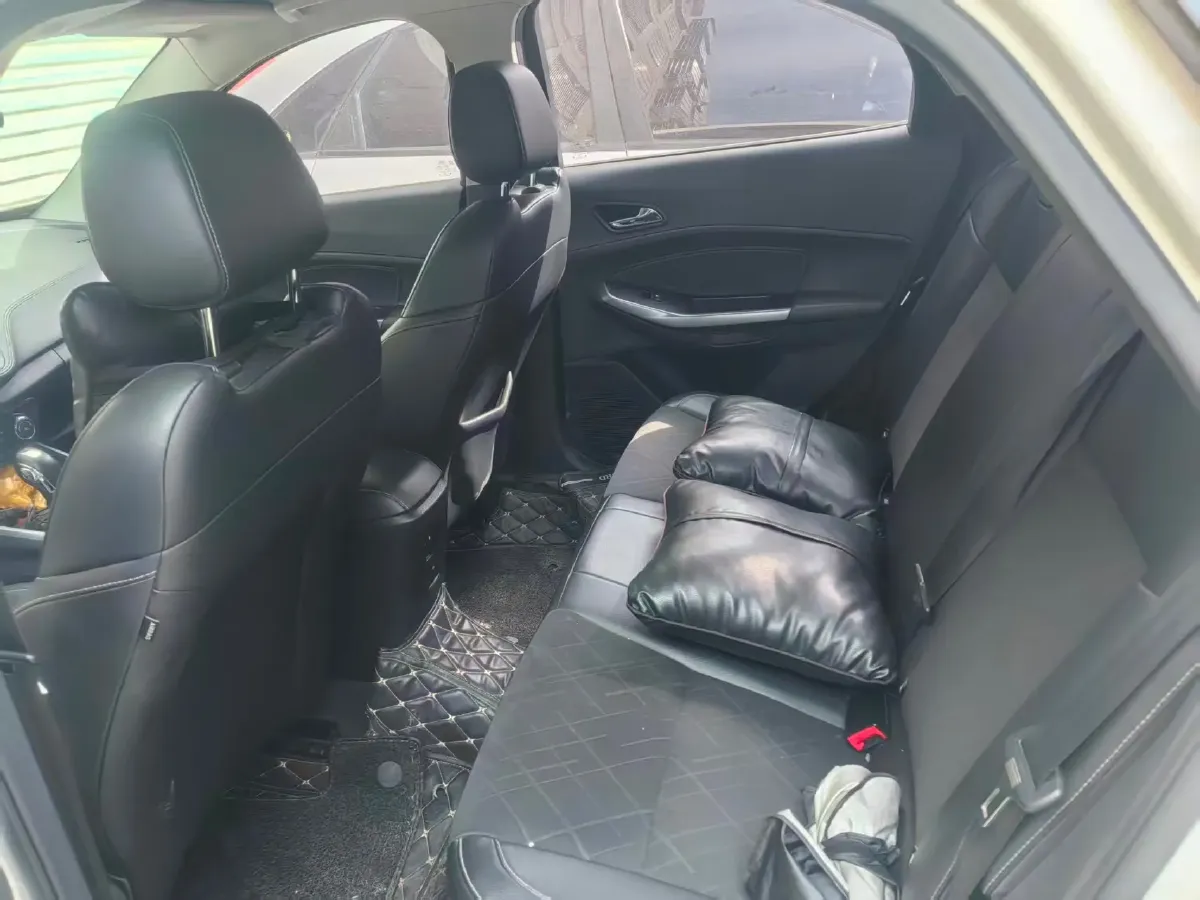 2019 Ford Escort 1.5L 122HP L3 6AT,autocango,china used car exporter,china ev exporter,chinese used car exporter,chinese used ev exporter