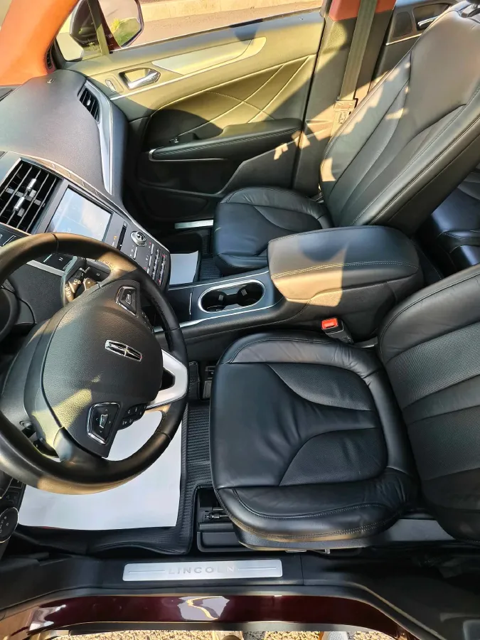 2019 Lincoln MKC 2.0T 203HP L4 6AT,autocango,china used car exporter,china ev exporter,chinese used car exporter,chinese used ev exporter